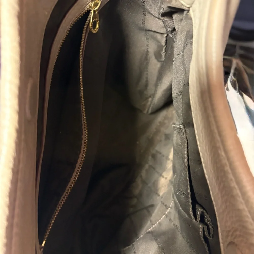 Marc Jacobs Taupe Cow Leather Hobo Bag. Used but in Good Condition.